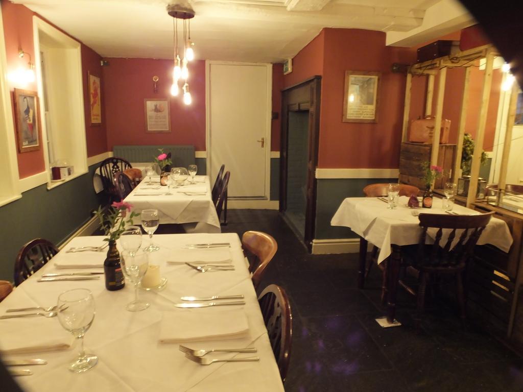 Railway Hotel Faversham Dış mekan fotoğraf